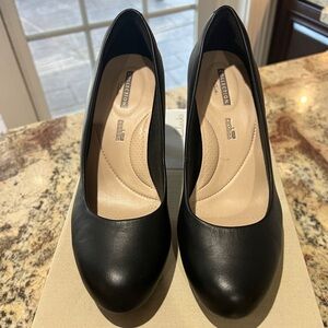Clark’s black dress heels size 7 1/2